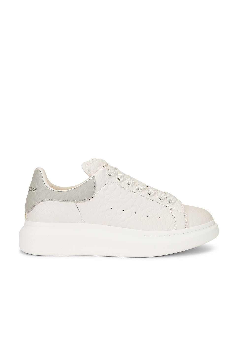Oversized Sneaker