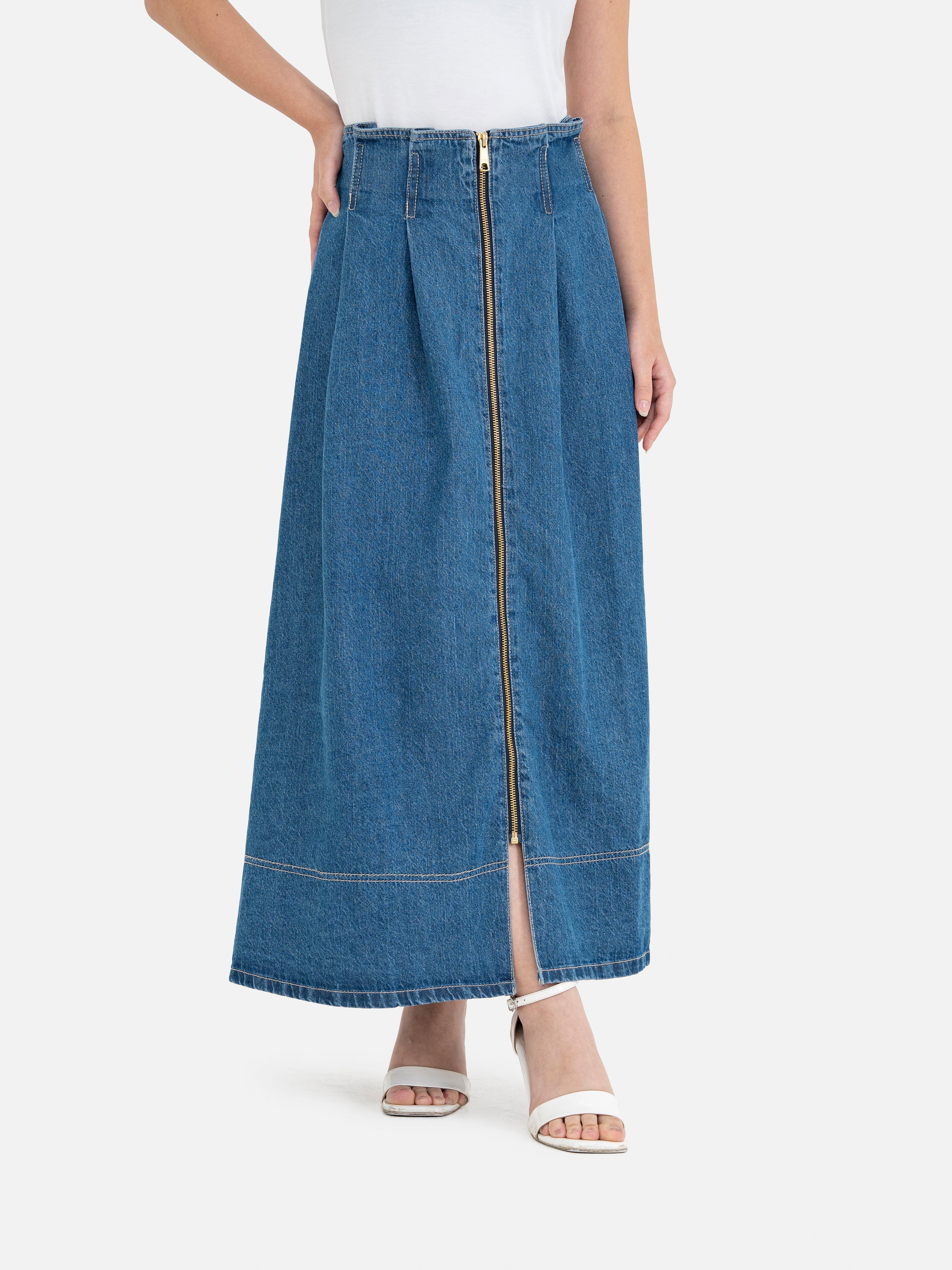 Amami Front Zip Denim Skirt