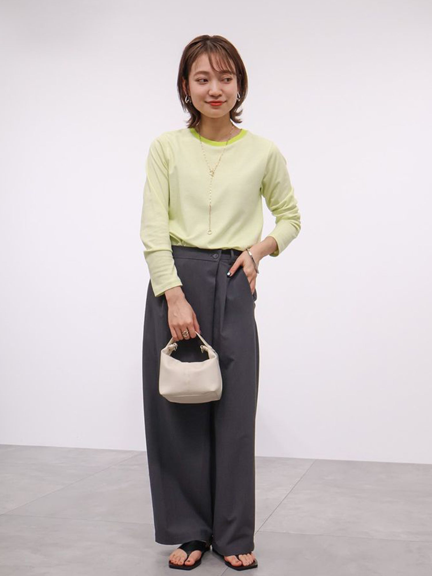 Akabira Crew Neck Pullover