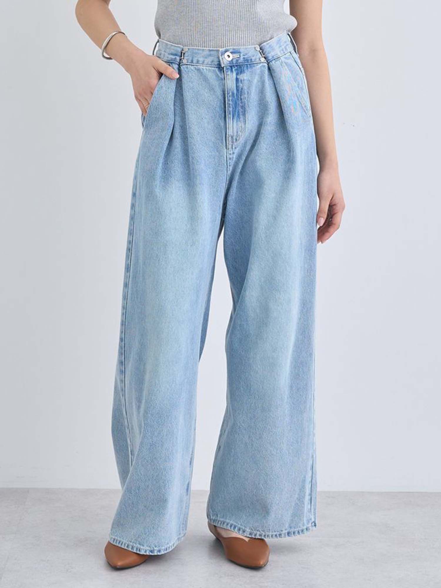 Keiki Tuck Hook Denim Pants
