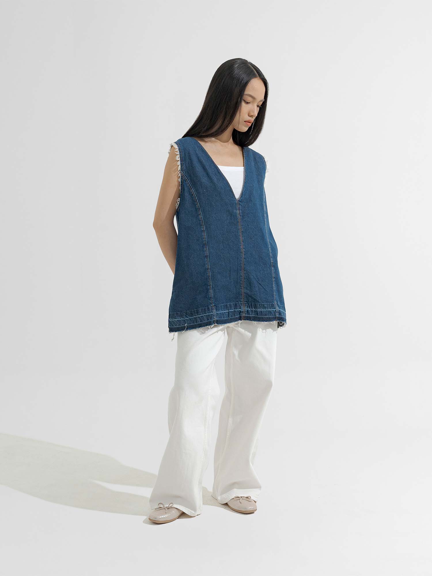 Kagoshima 2-Way V-neck Vest