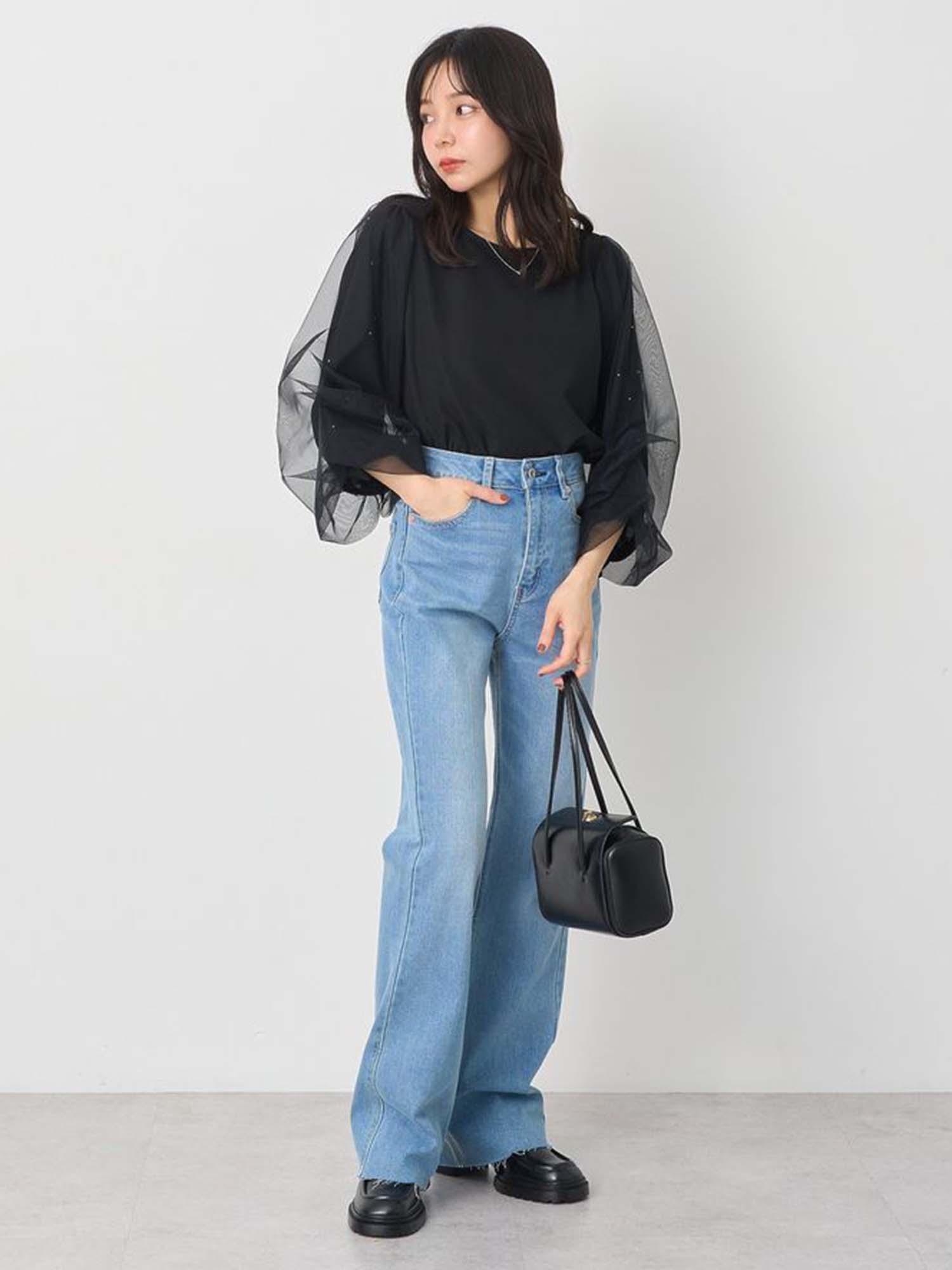 Hiraoka Layered Sleeve Blouse