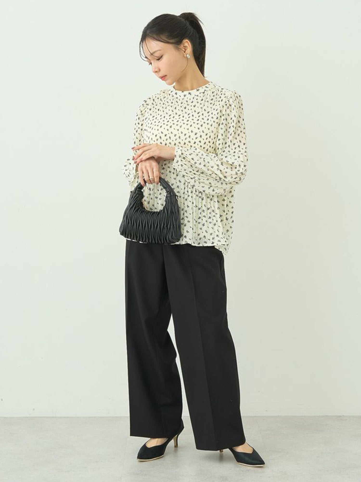 Marumi Pleated Blouse