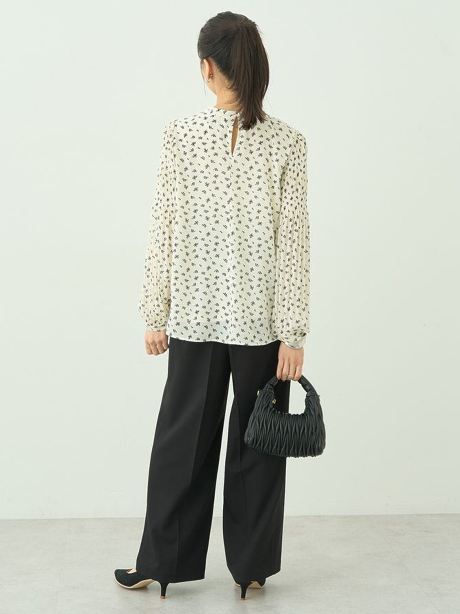 Marumi Pleated Blouse