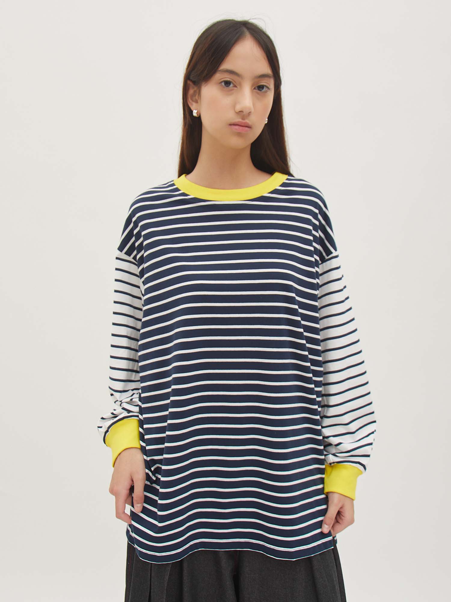 Listia Longsleeve Oversized Tee