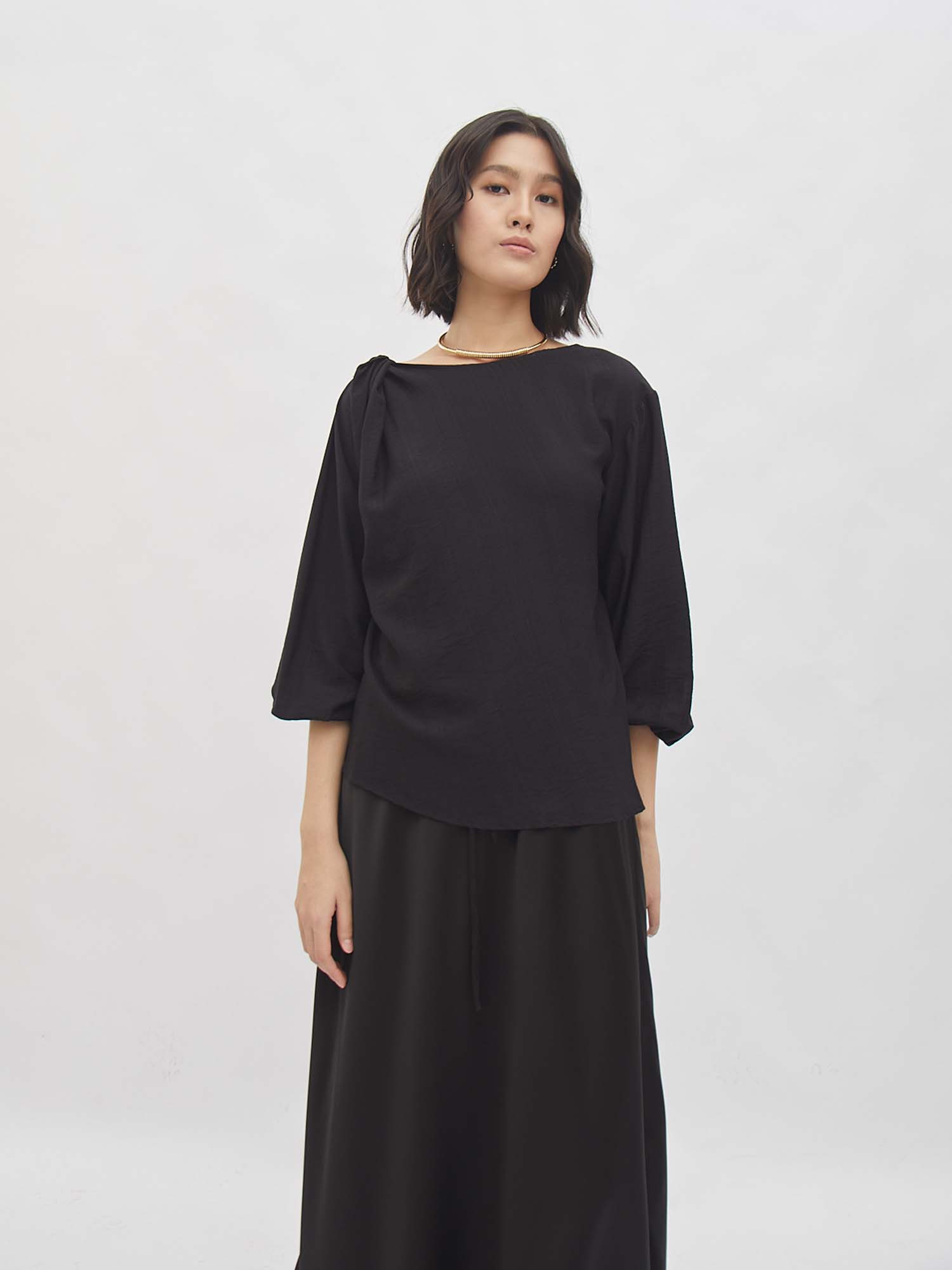 Nindy Twist Blouse