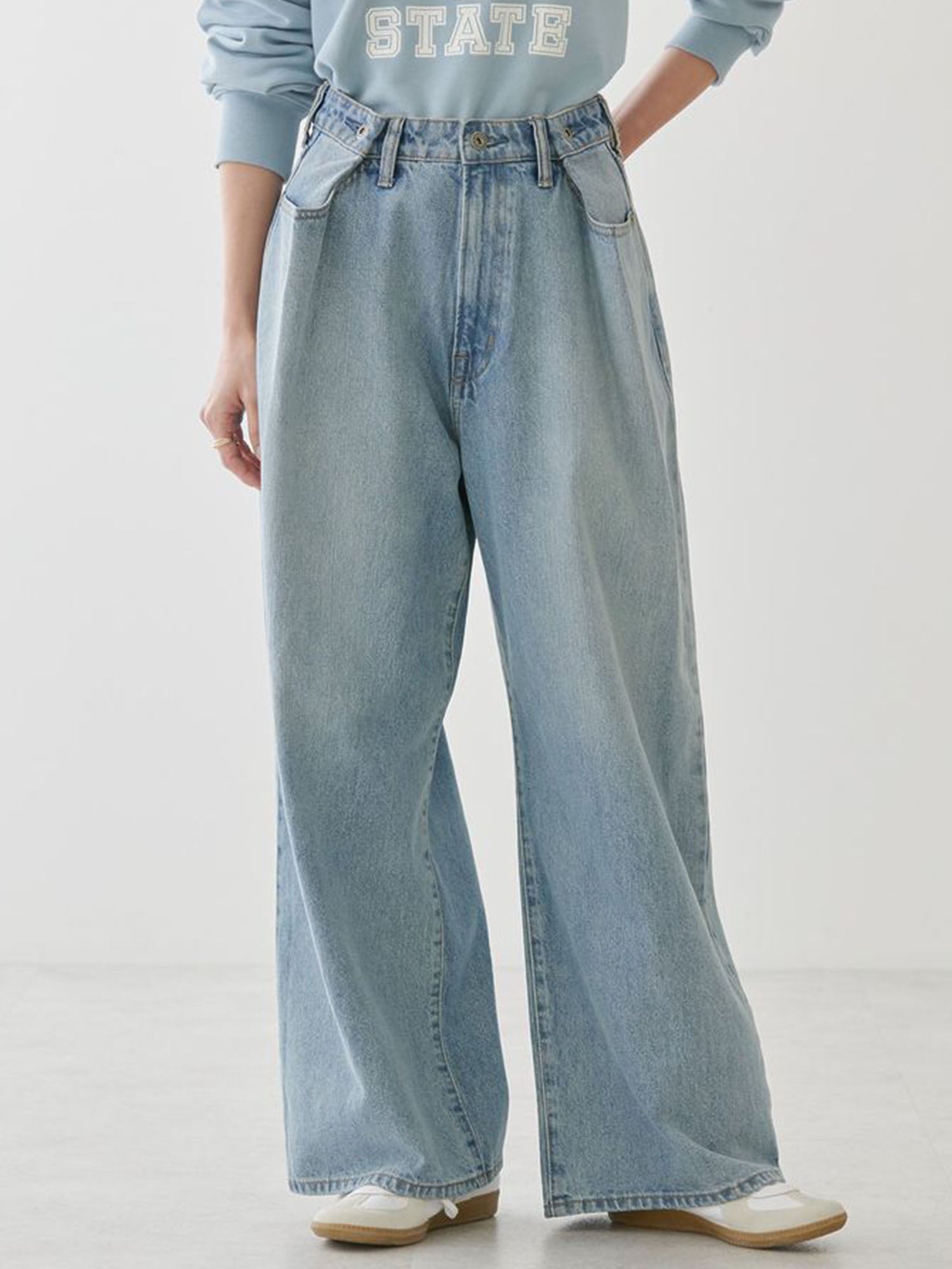 Kakogawa Tucked Wide Denim Pants