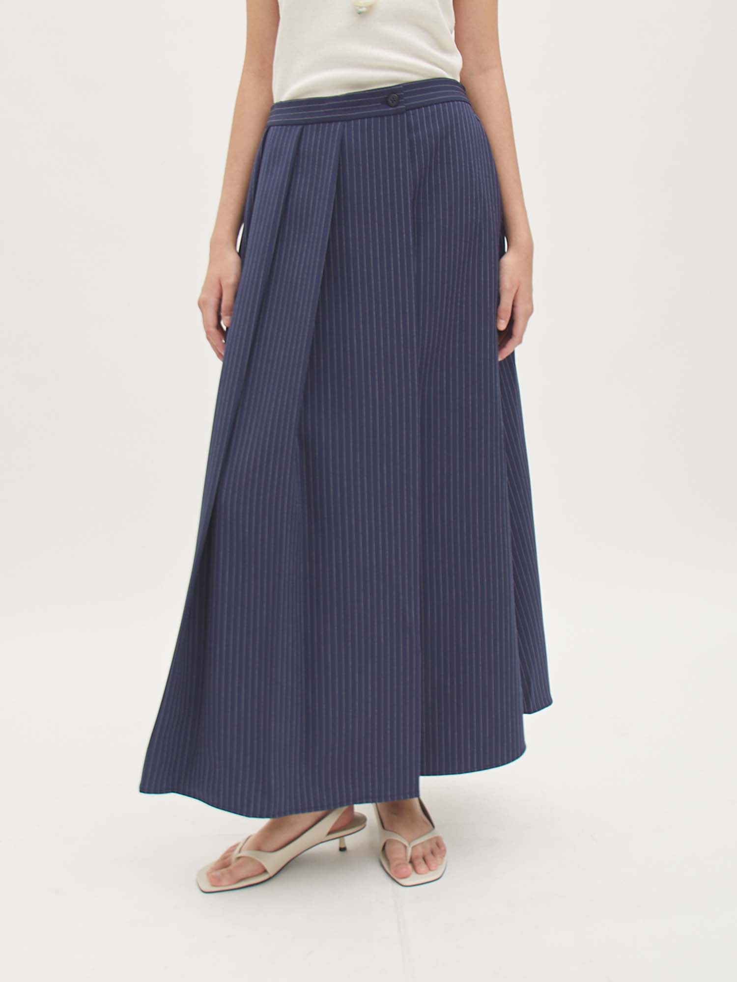 Cleo Pleated Maxi Skirt