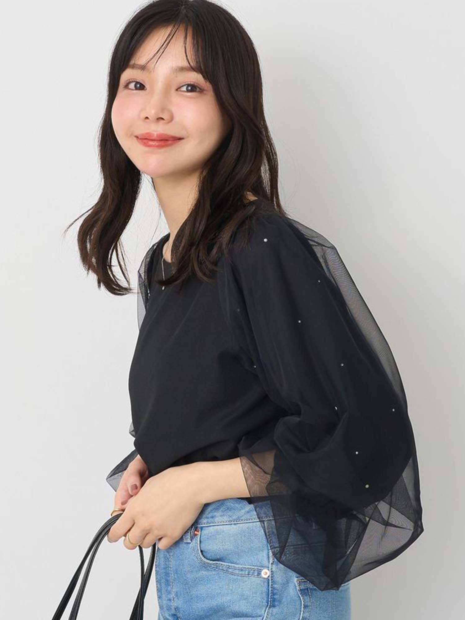 Hiraoka Layered Sleeve Blouse