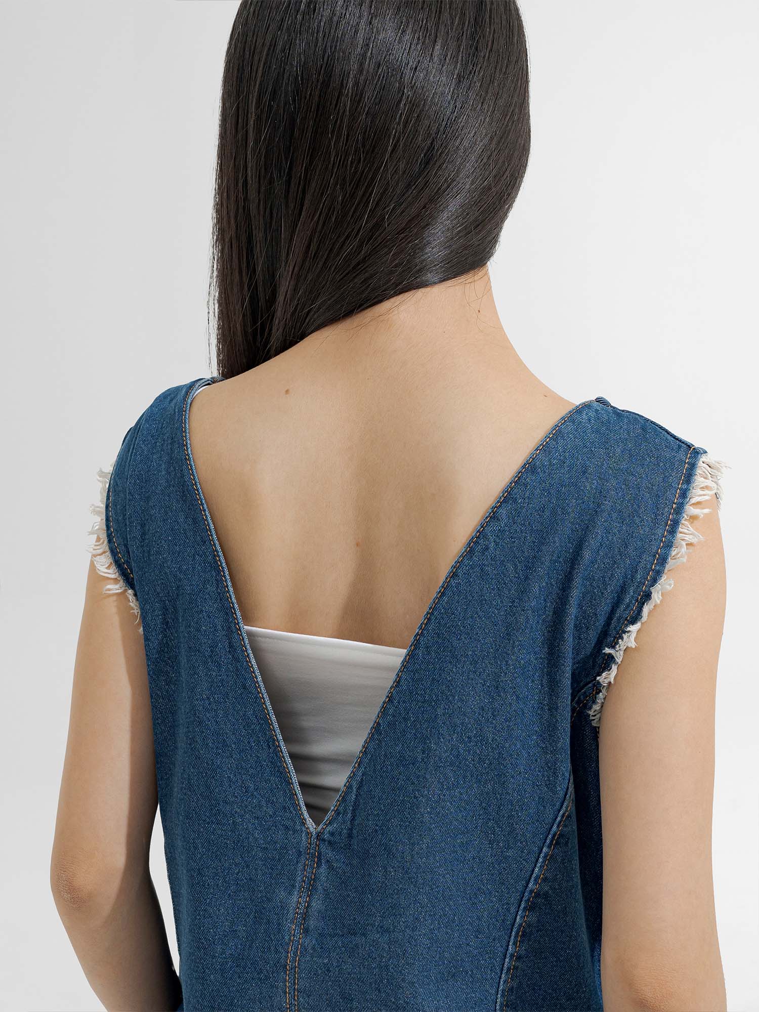 Kagoshima 2-Way V-neck Vest