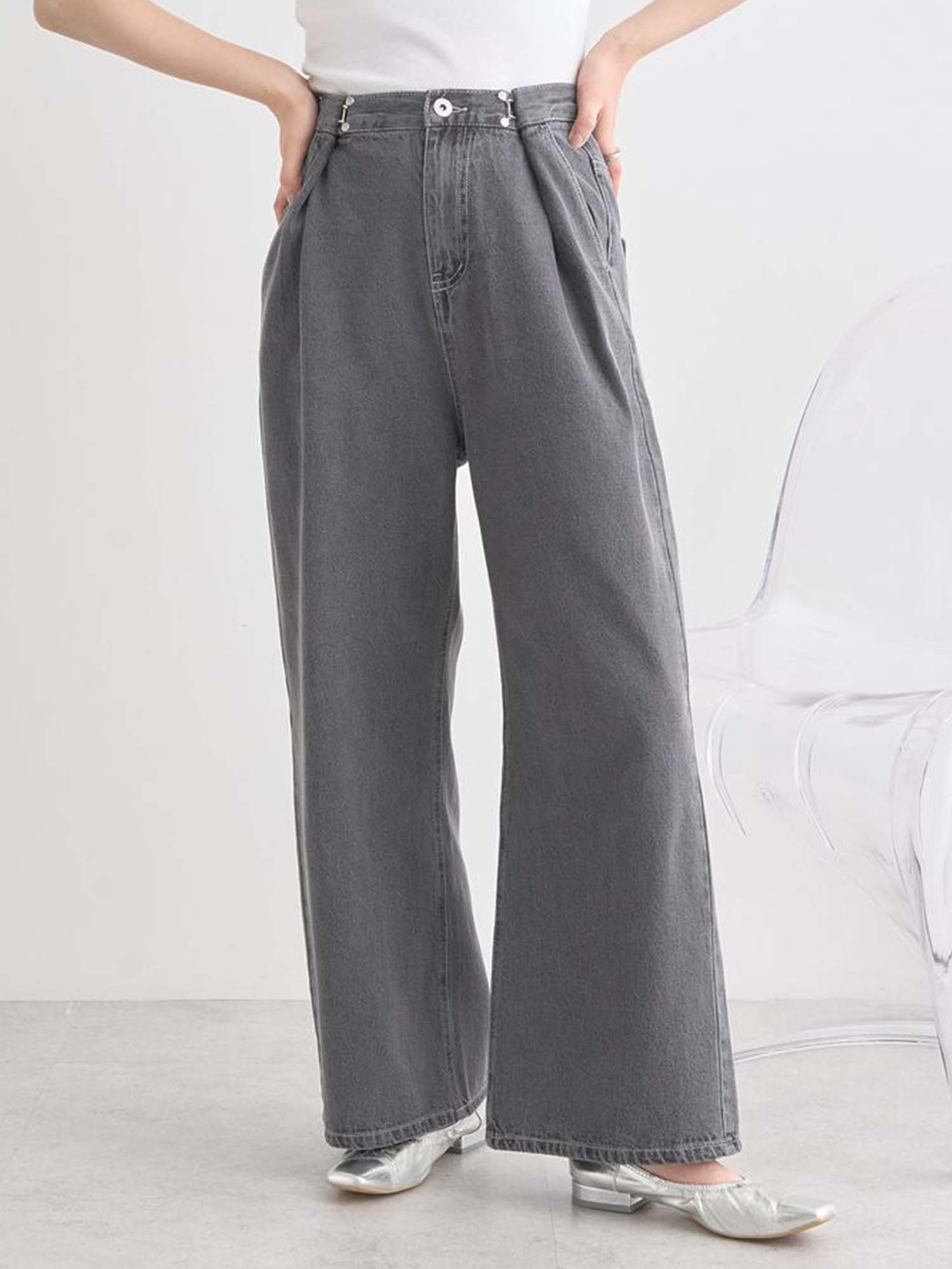 Keiki Tuck Hook Denim Pants