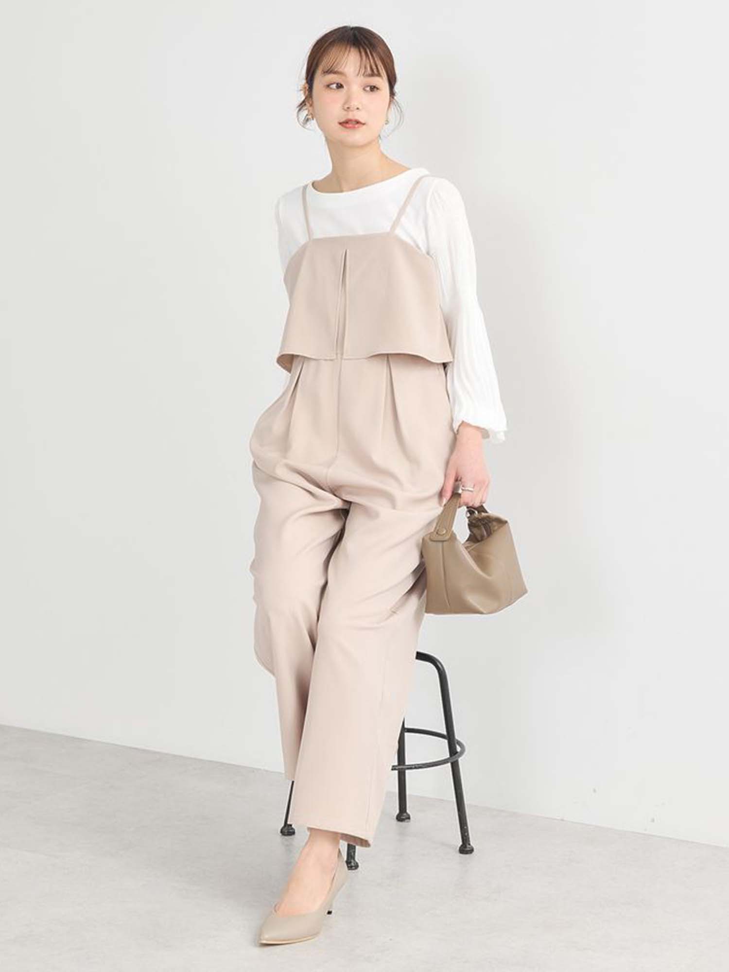 Moji Pleated Sleeve Blouse