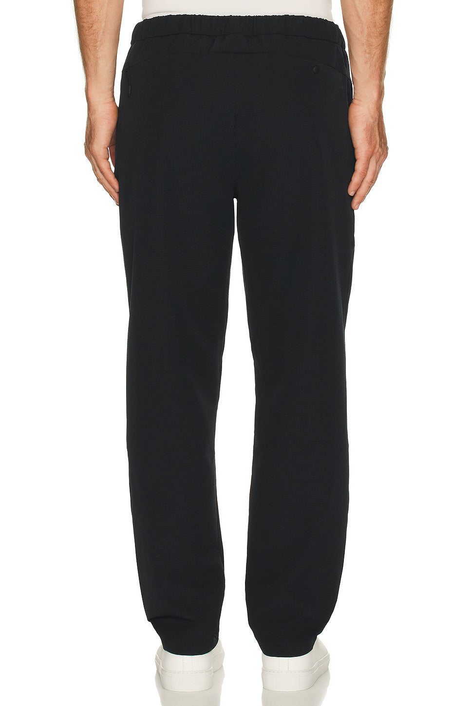 Dynamic Straight Leg Pant