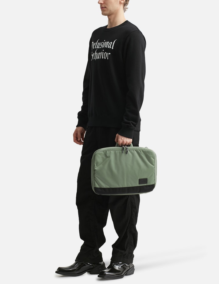 Staple Travel Commute Brief