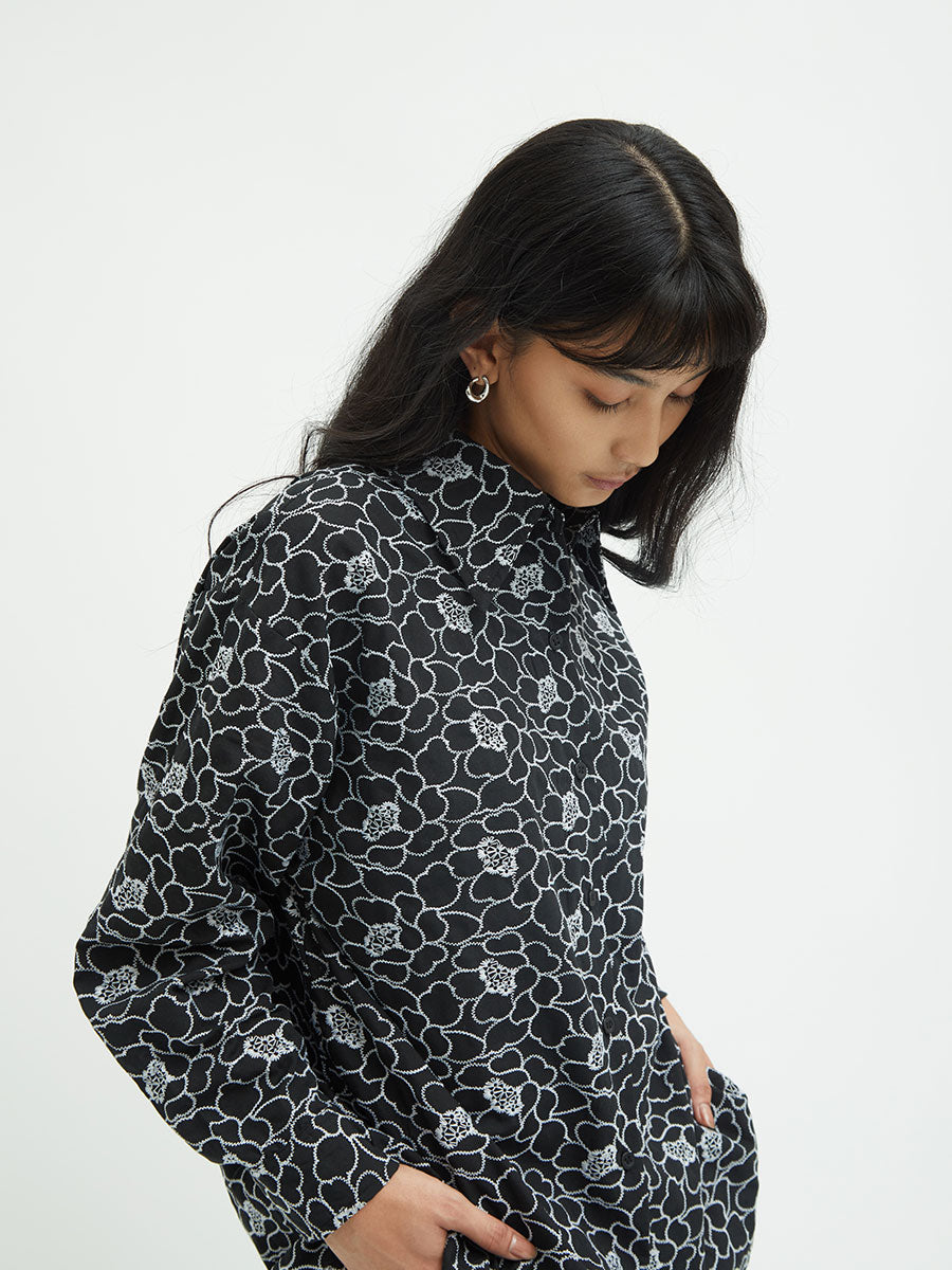 Balqis Embroidery Shirt