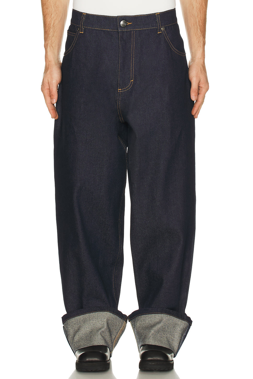 Loose Fit Jean With Knitted Pocket