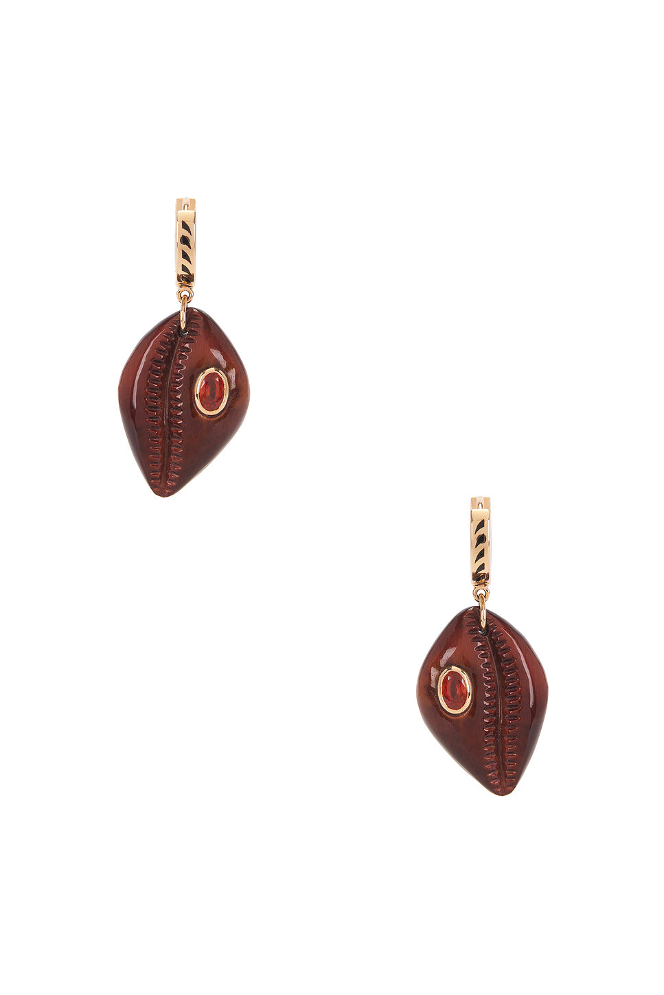 DEZSO BY SARA BELTRÁN Classic Carved Cowry Earrings