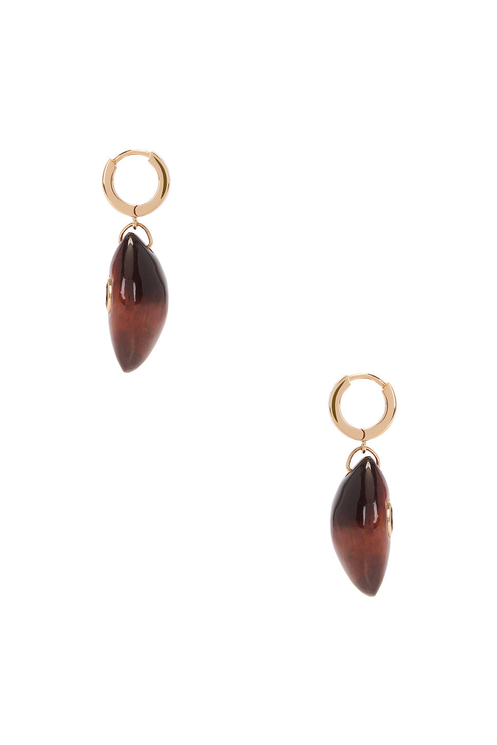 DEZSO BY SARA BELTRÁN Classic Carved Cowry Earrings