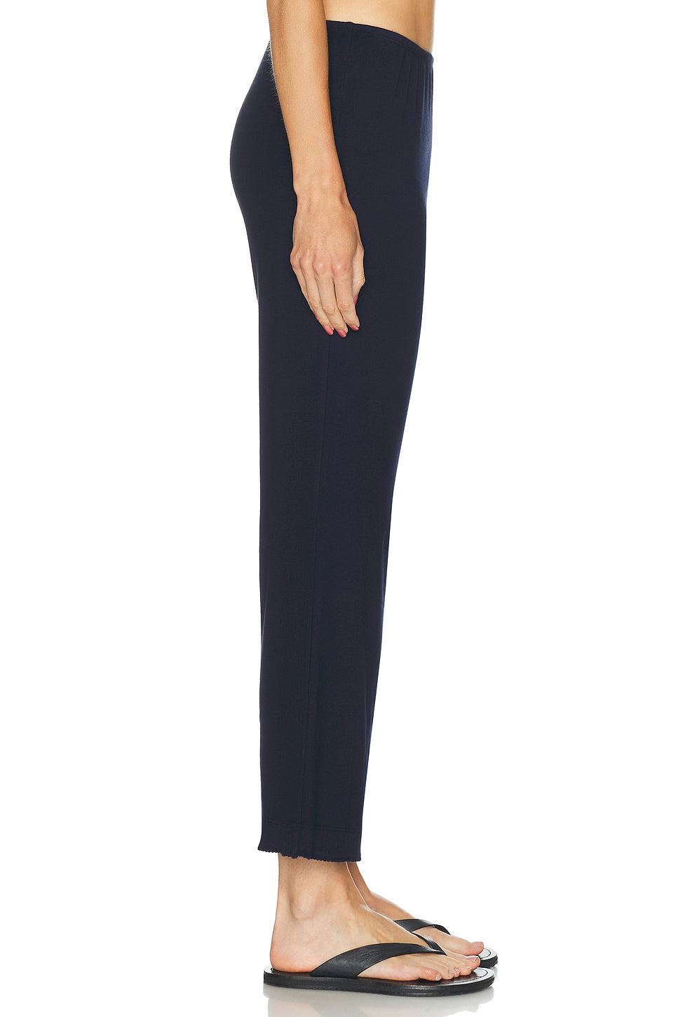 The Baby Rib Scallop Pant