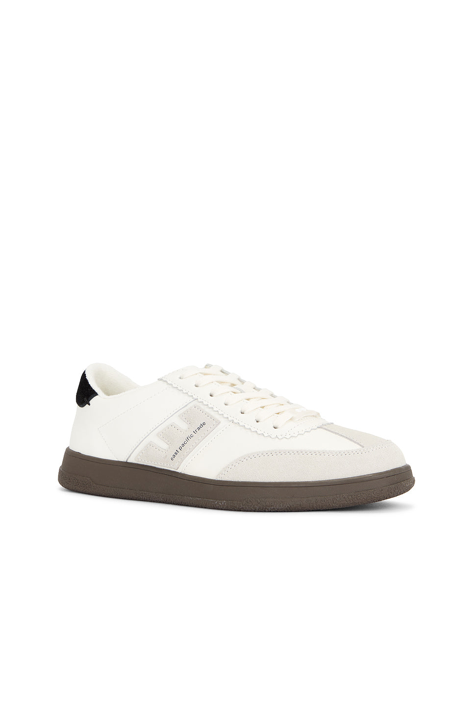 Santos Sneakers