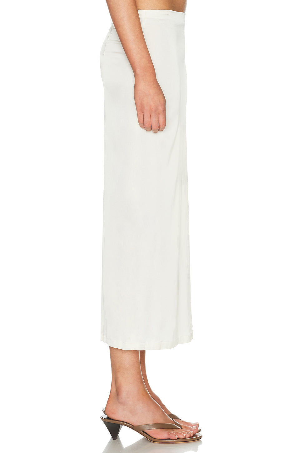 Lustre Column Skirt