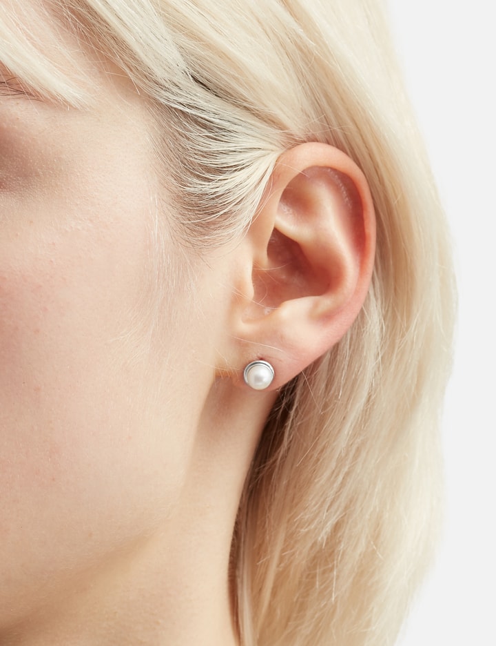 Cold White 6mm Pearl Earrings