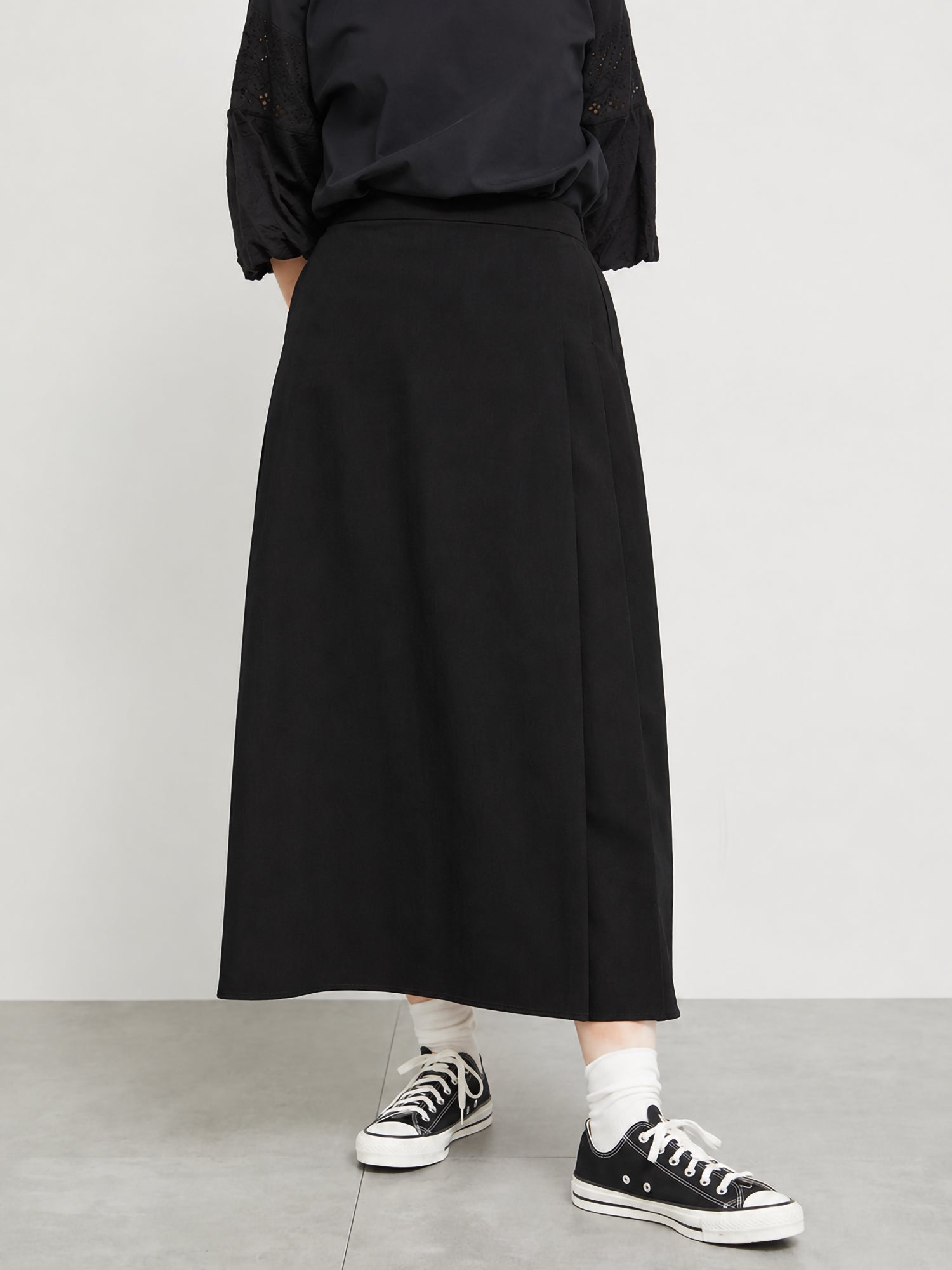 Enmitsu Asymmetrical Skirt