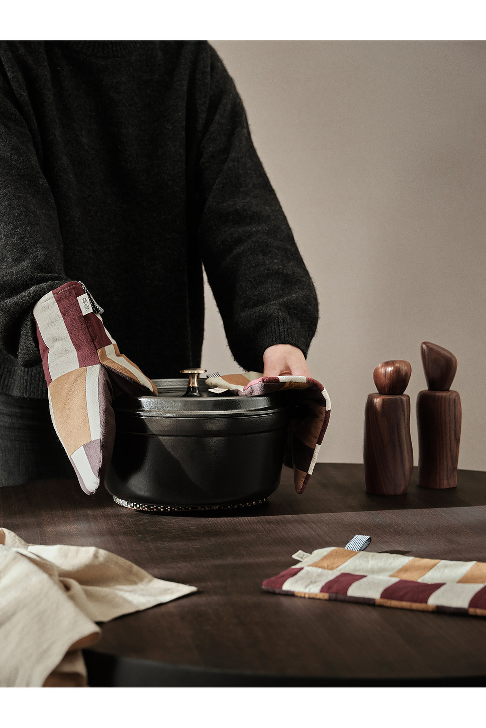 Section Oven Mitt