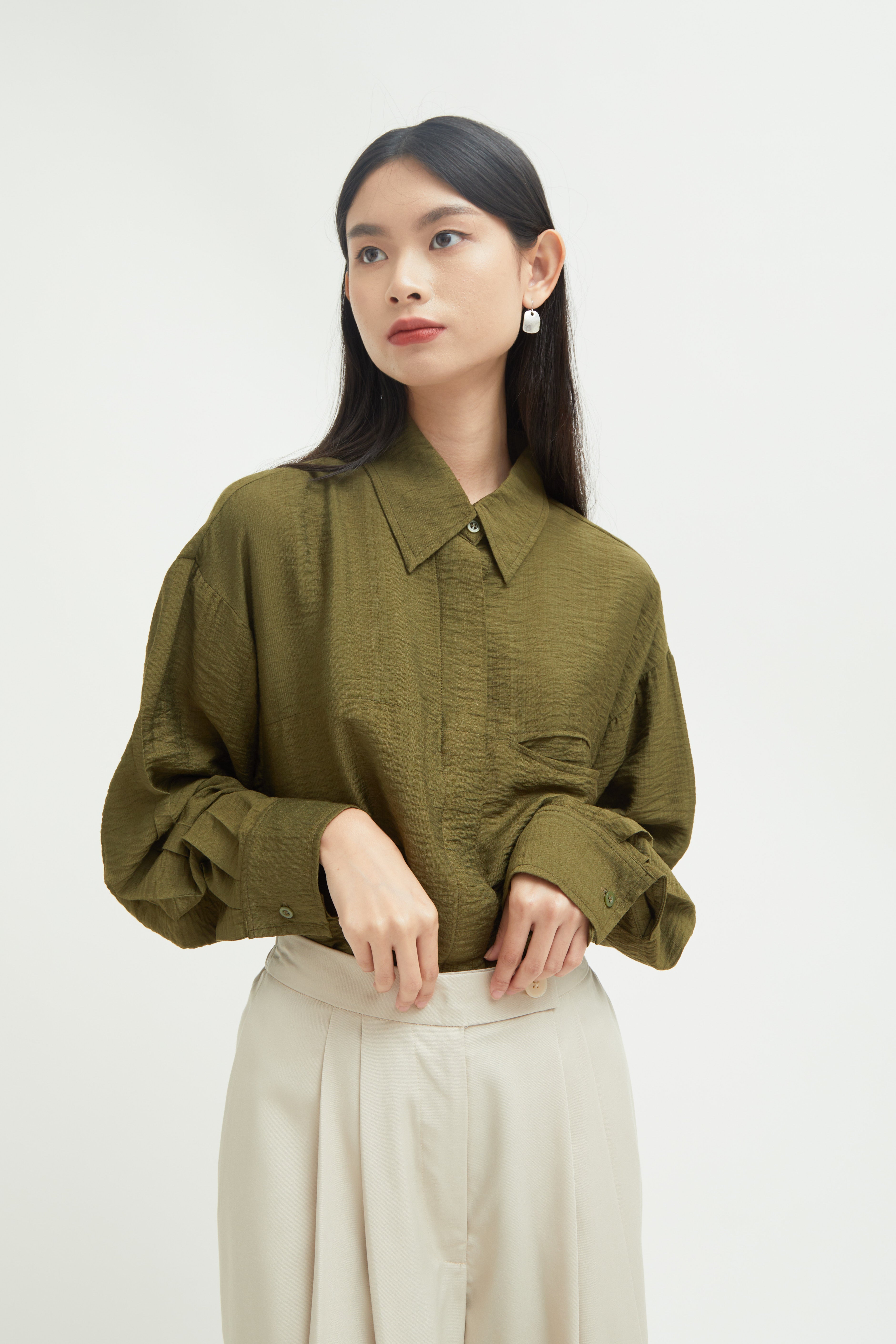 Farida Basic Shirt with Big Pocket