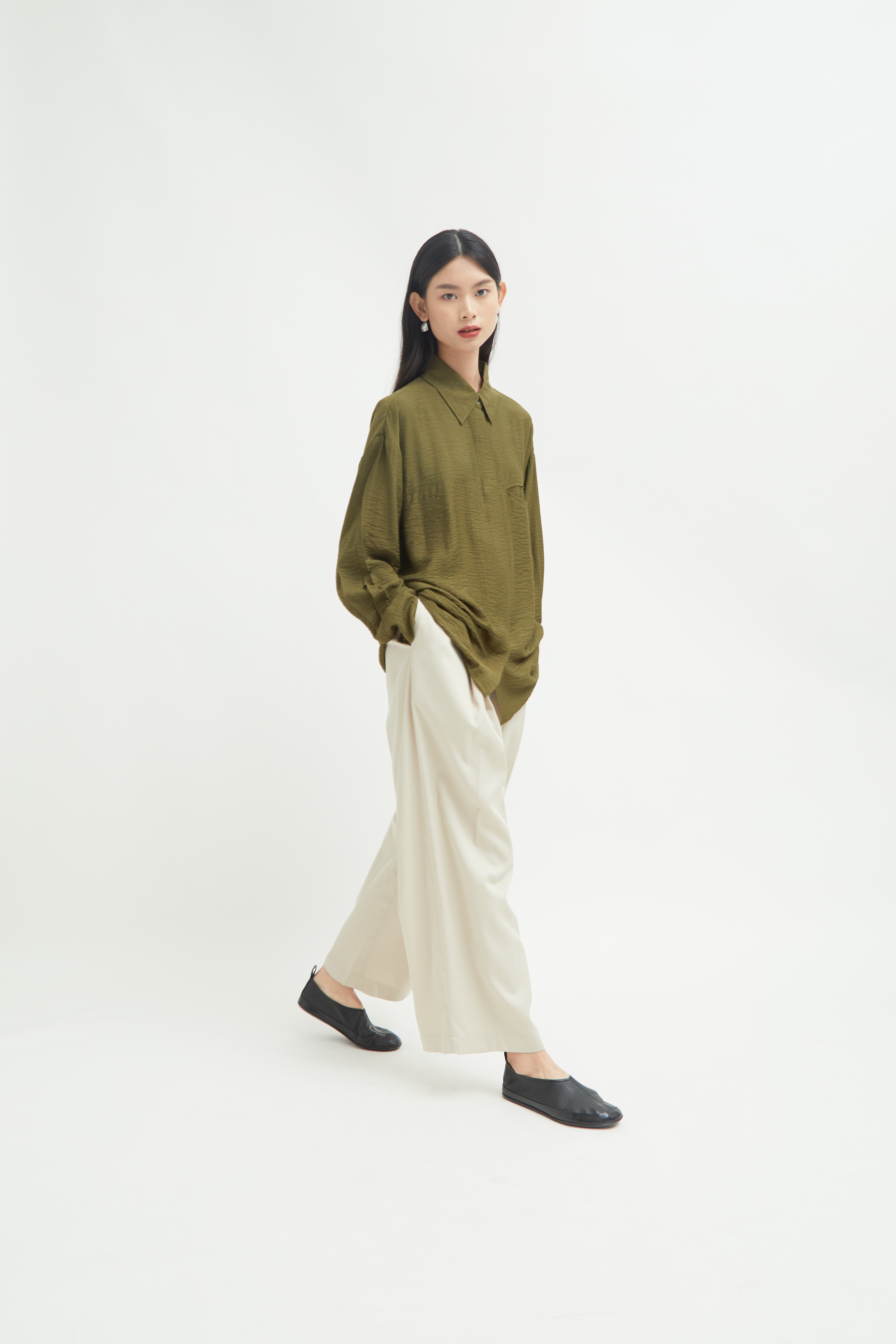 Farida Basic Shirt with Big Pocket