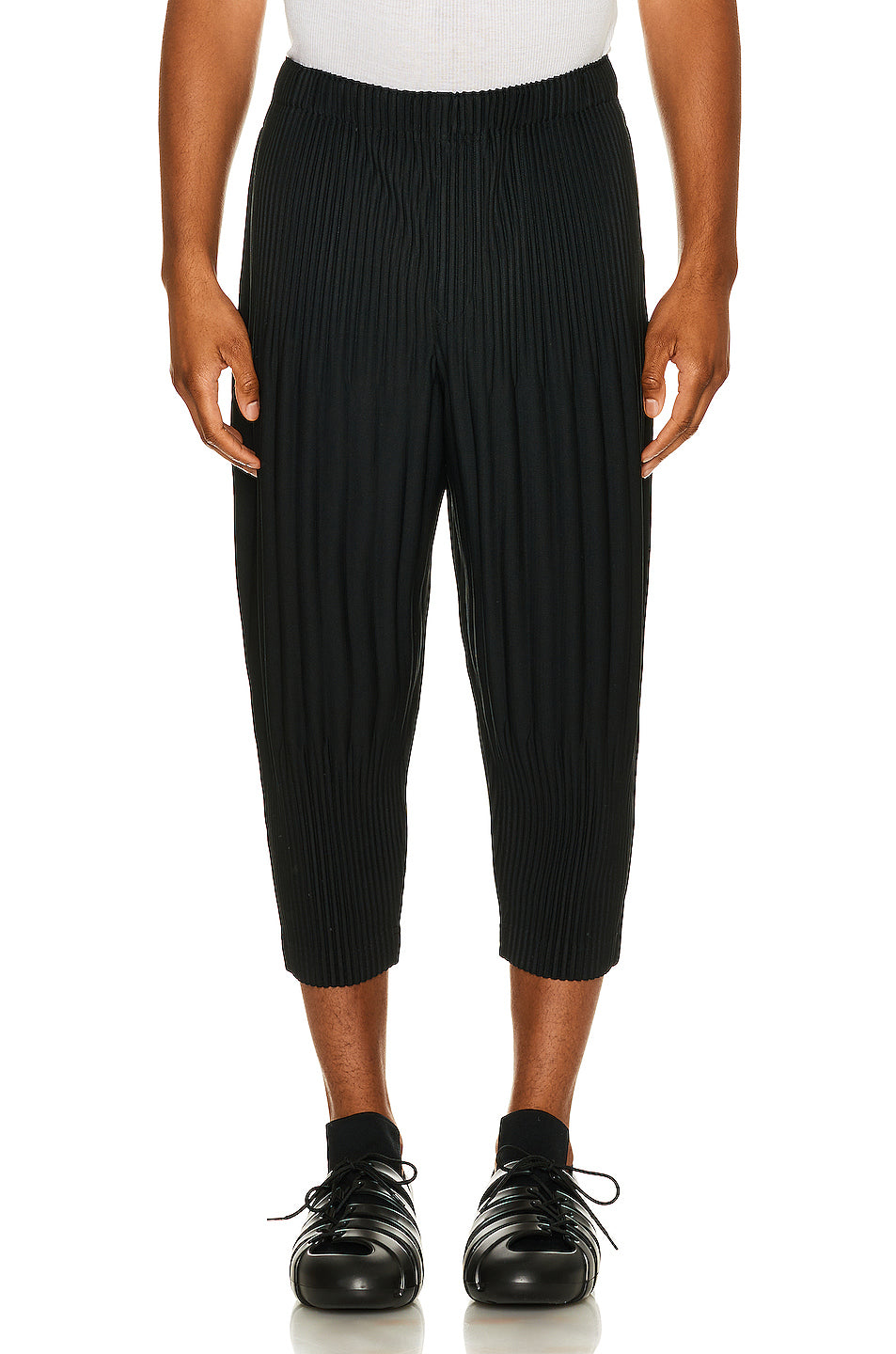 Basics Relaxed Pant