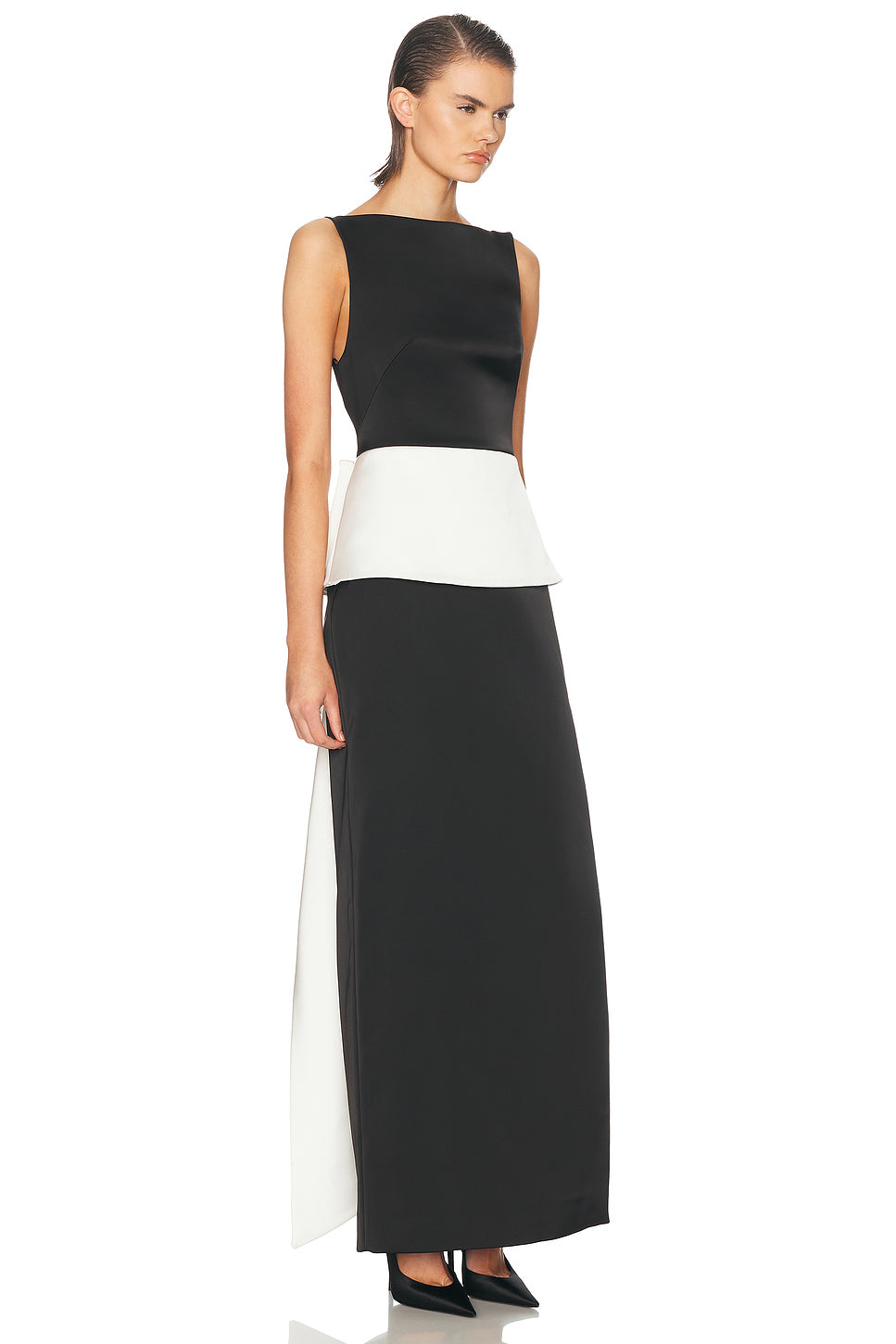 Sirel Sleeveless Gown