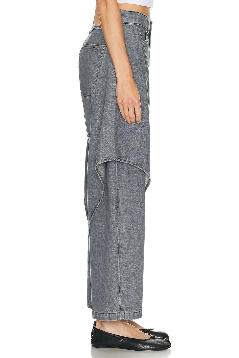 Cropped Sculptural Leg