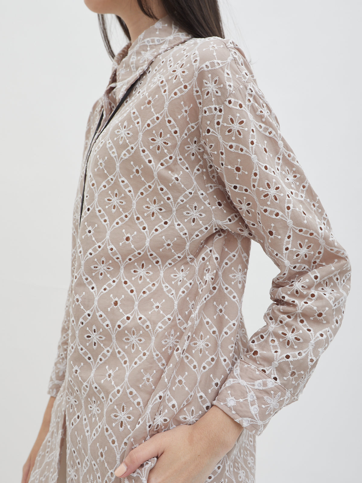 Baila Embroidery Shirt