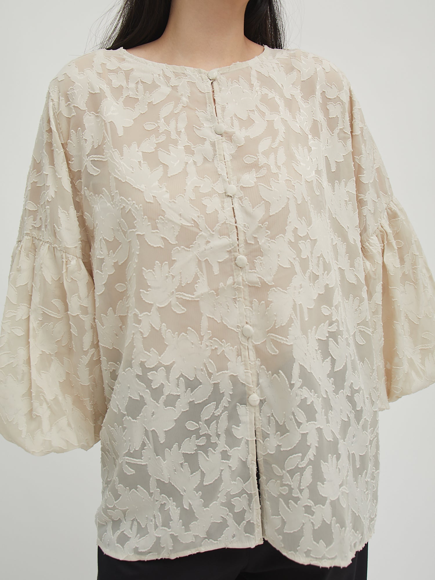 Alma Baloon Sleeve Outer