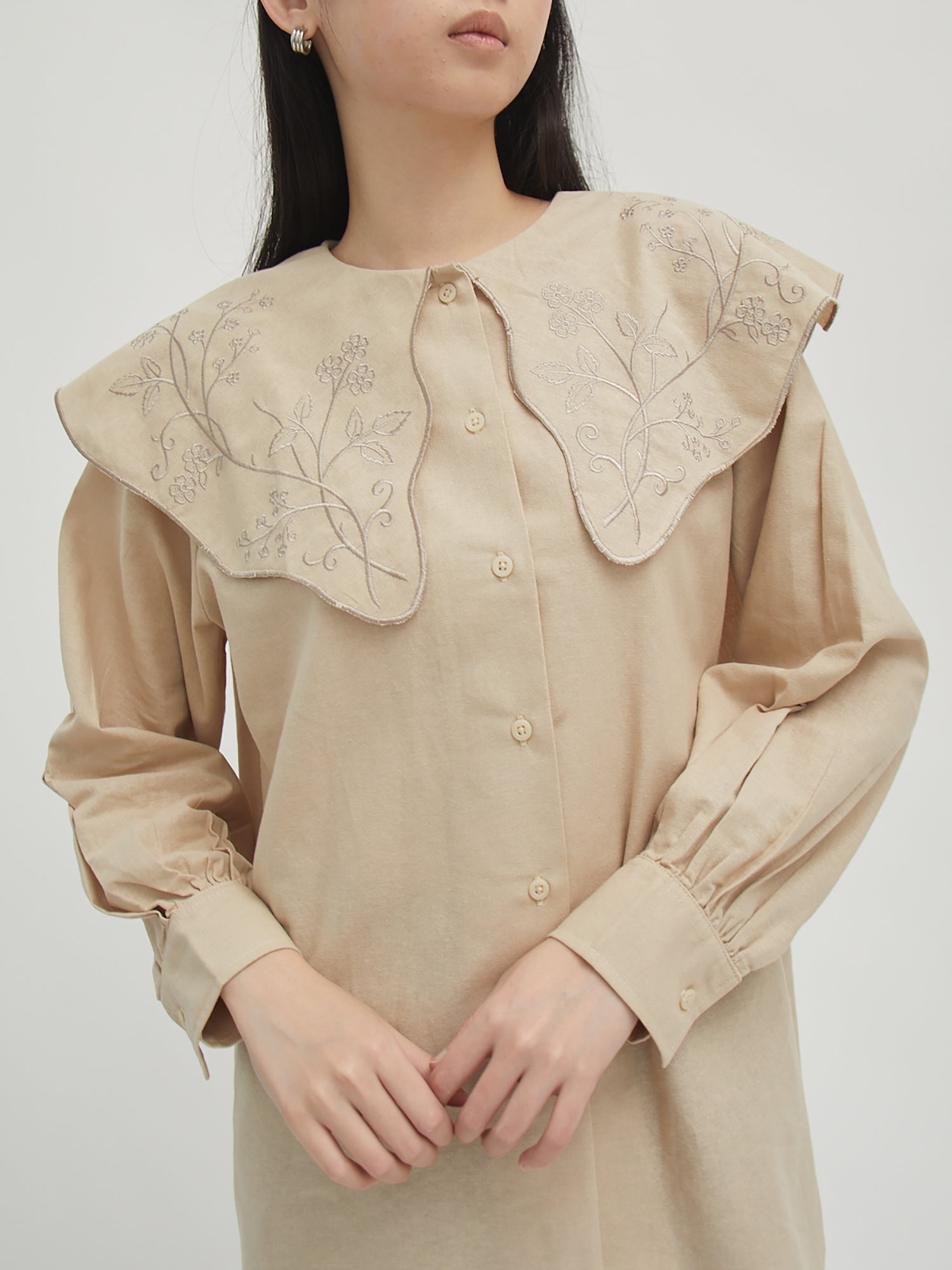 Noura Embroidery Collar Blouse