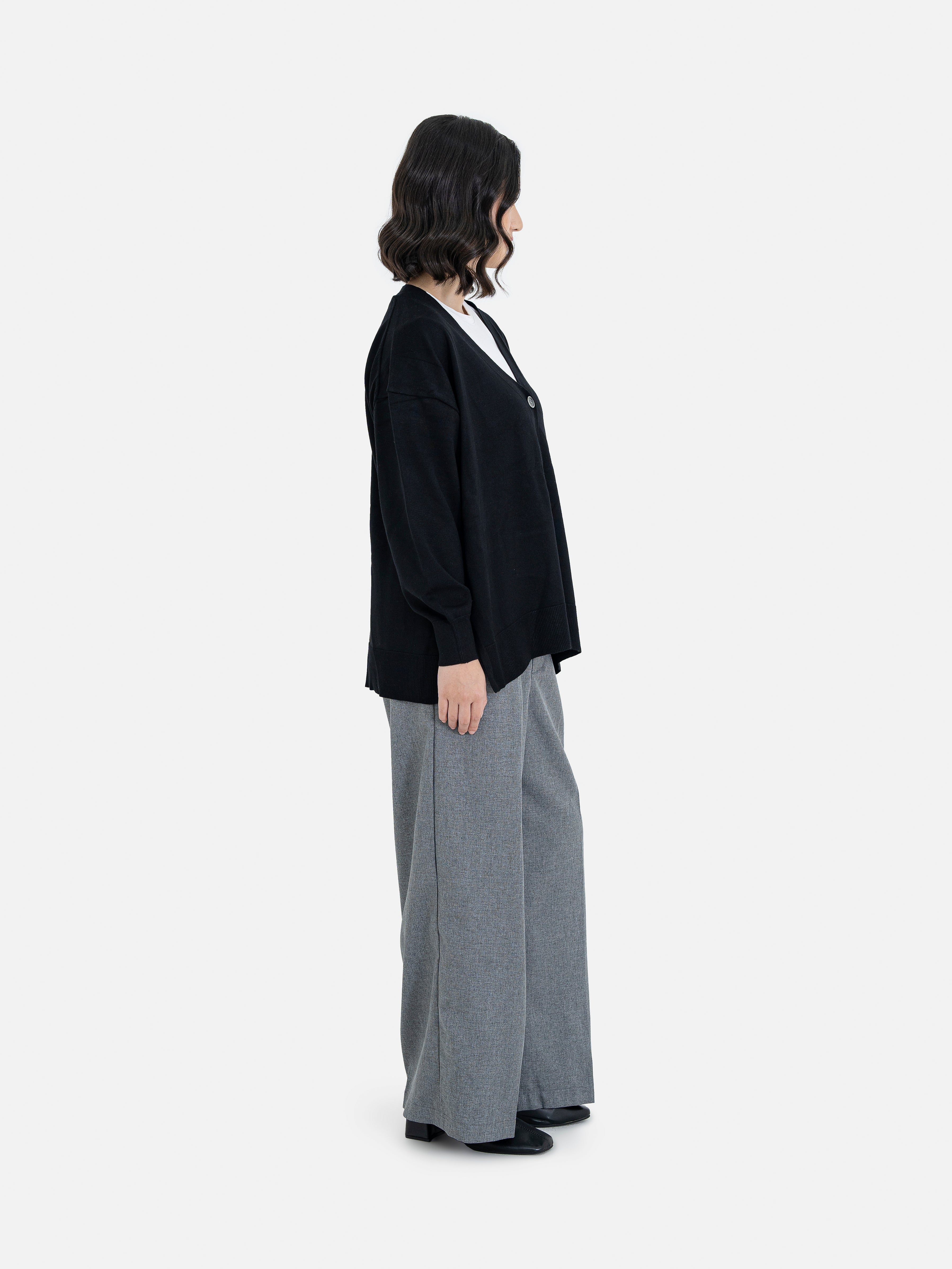 Kanami Loose V-Neck Cardigan