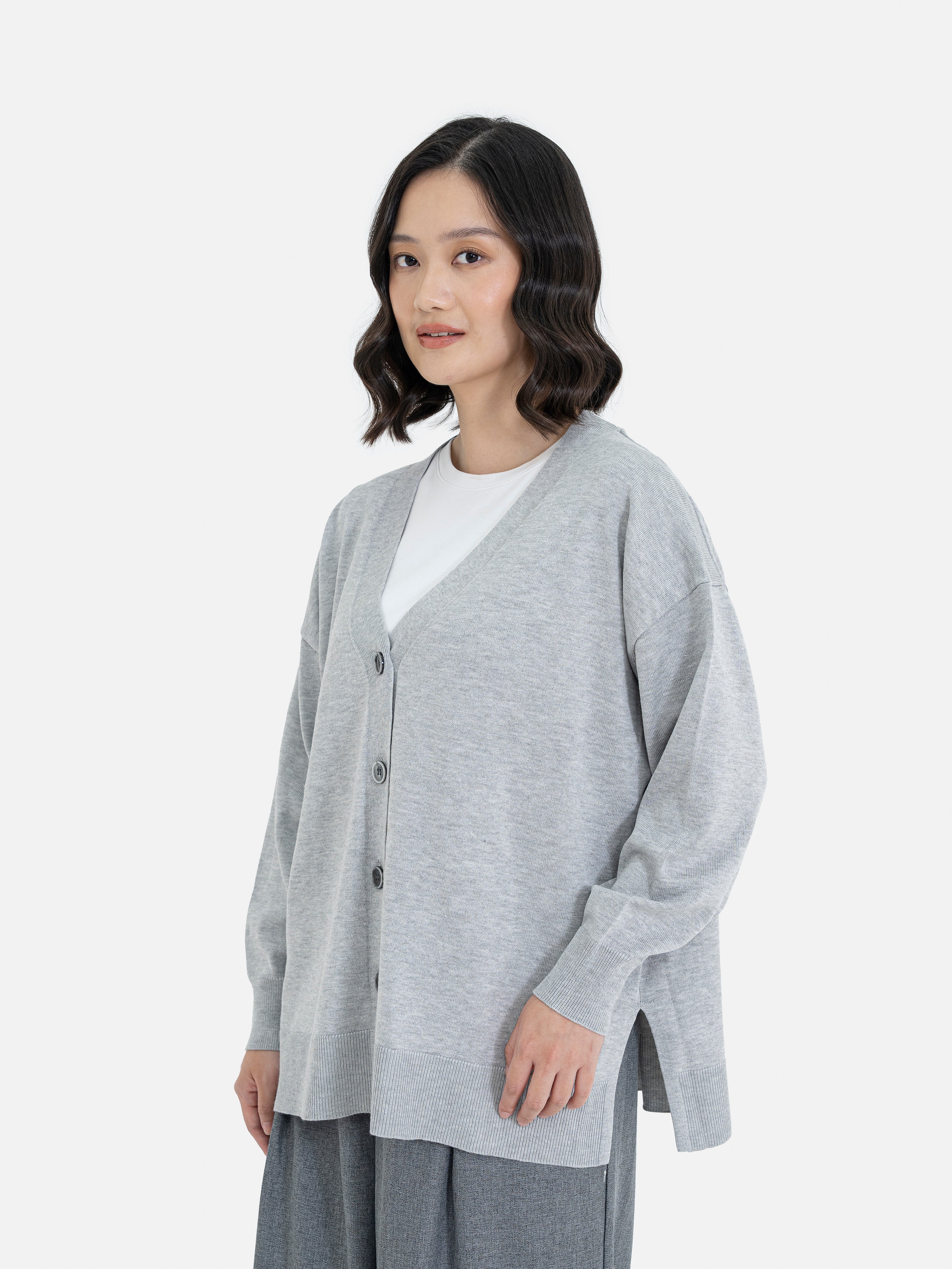 Kanami Loose V-Neck Cardigan