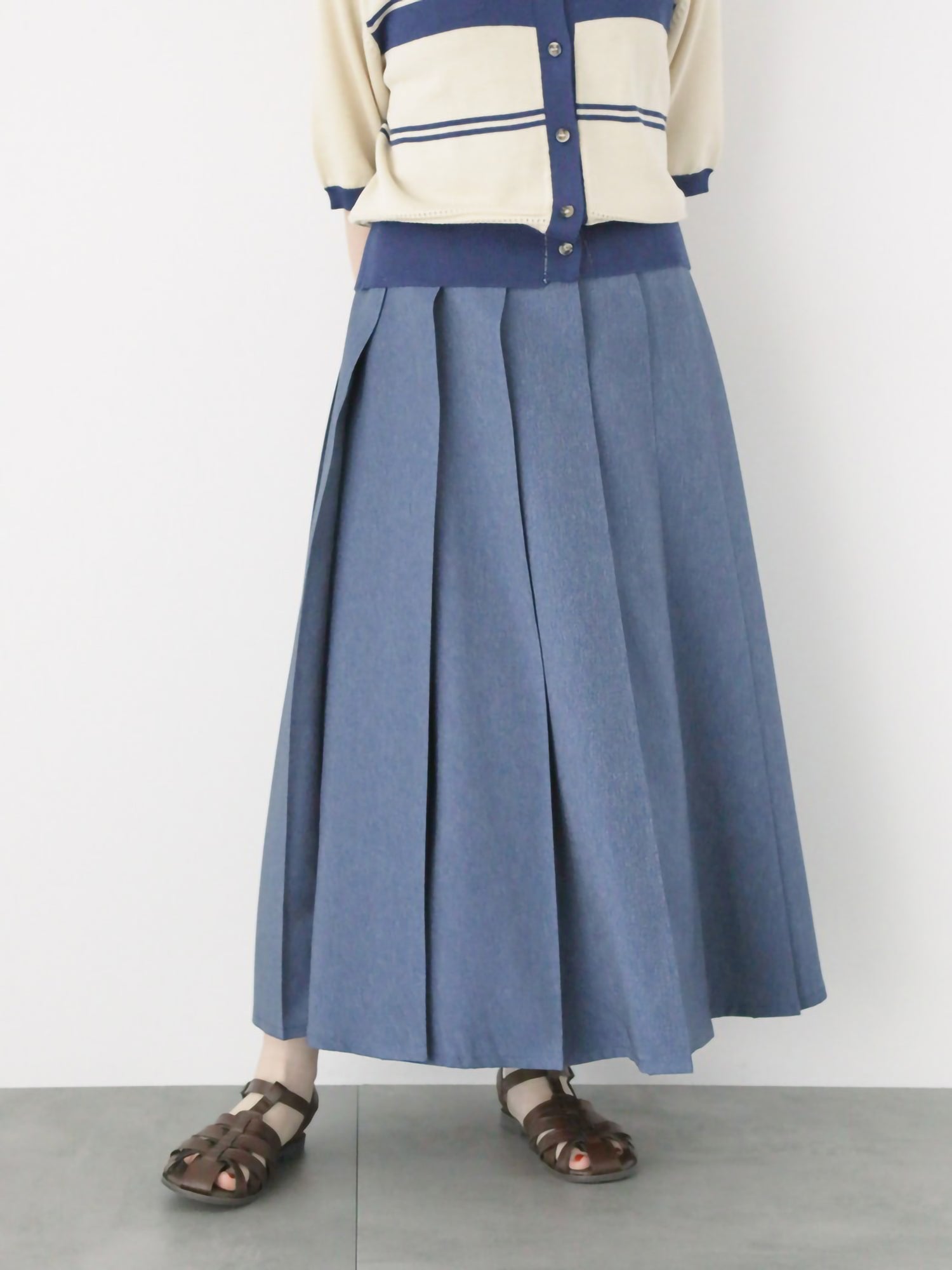 Kaorine Denim Pleated Skirt