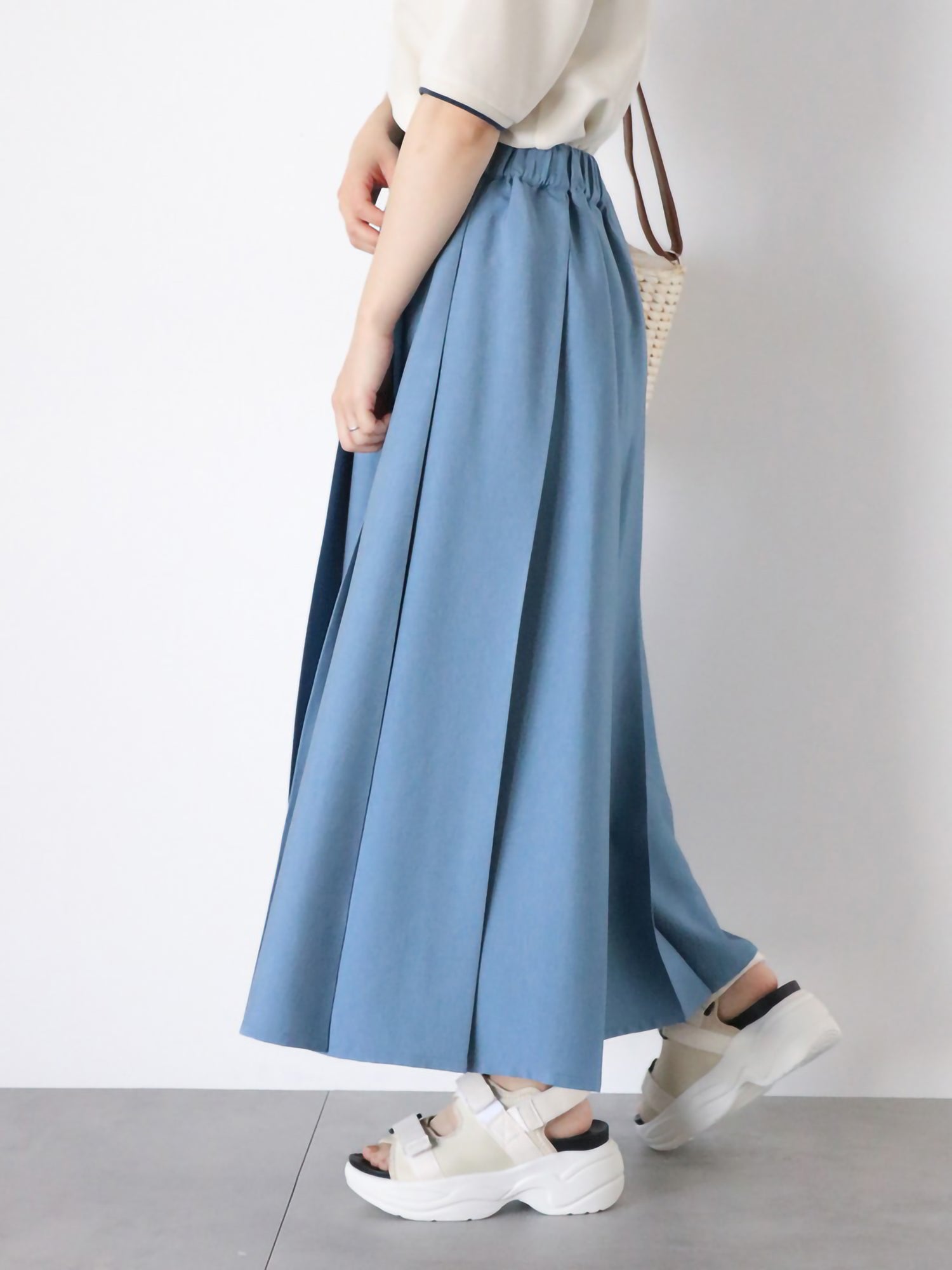Kaorine Denim Pleated Skirt