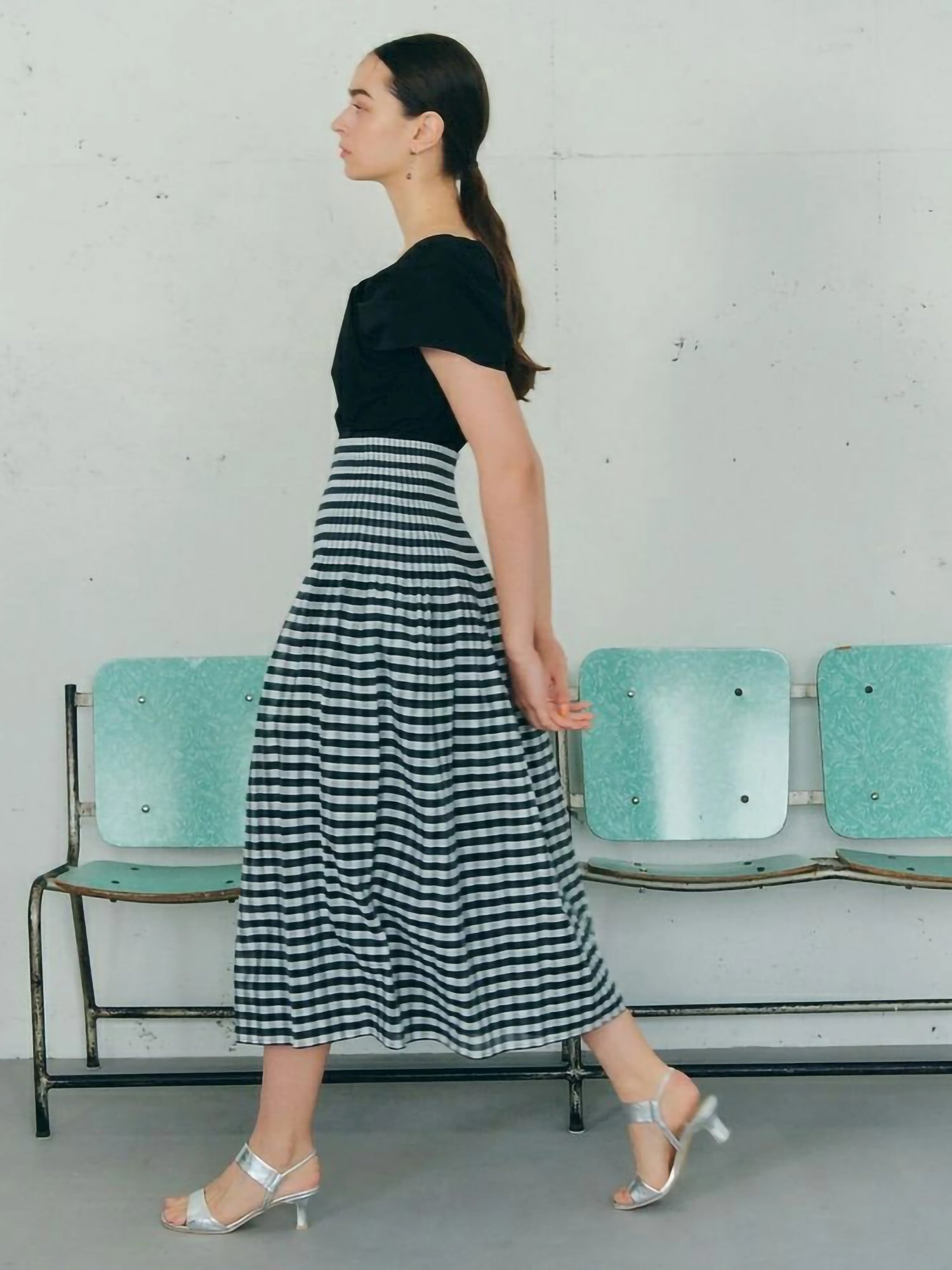Kazuna Reversible Check Flared Skirt