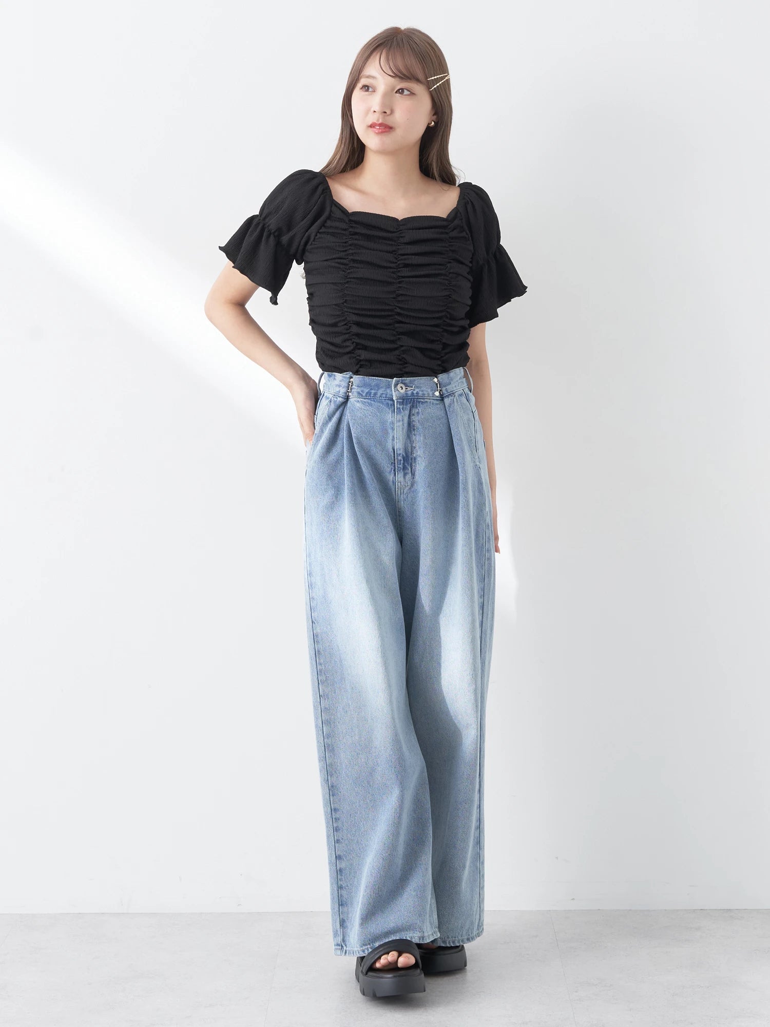 Kenzi Tuck Hook Denim Pants