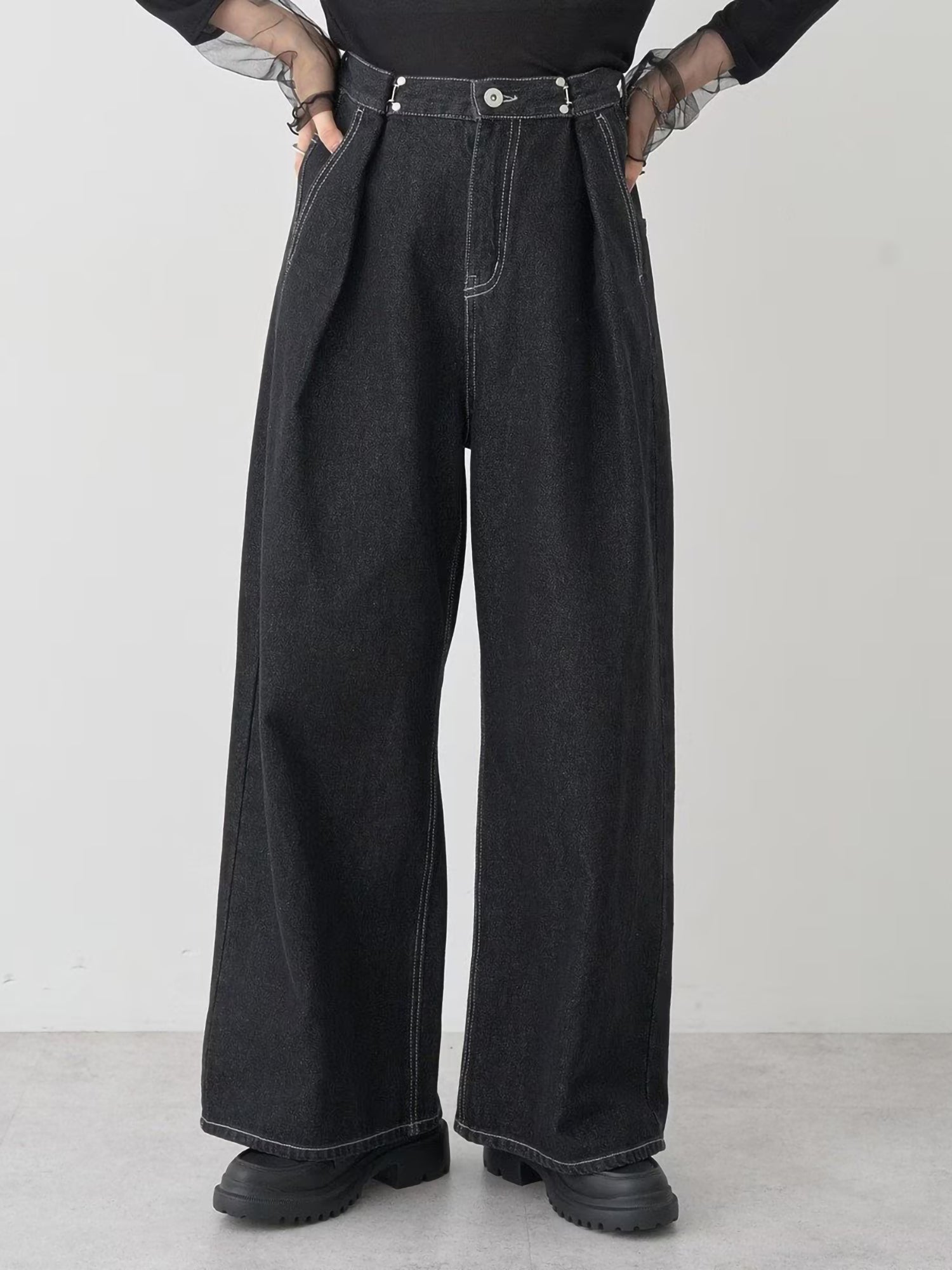 Kenzi Tuck Hook Denim Pants