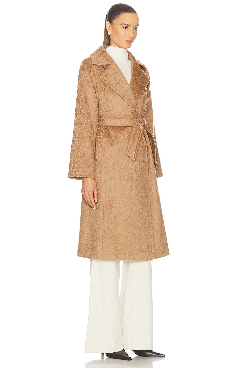 Manuela Coat