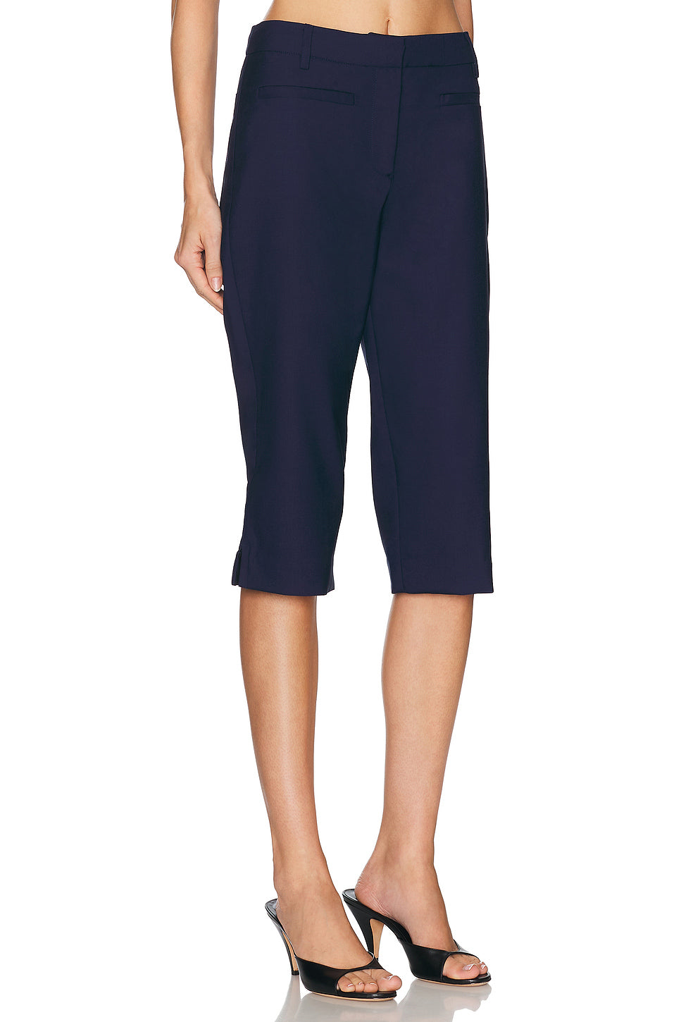 Clementine Capri