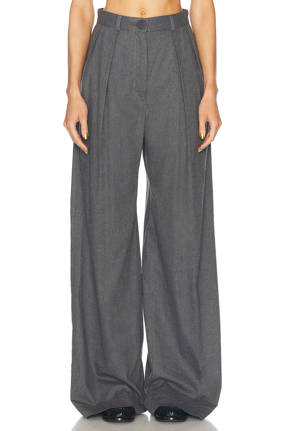 Button Pleated Trouser