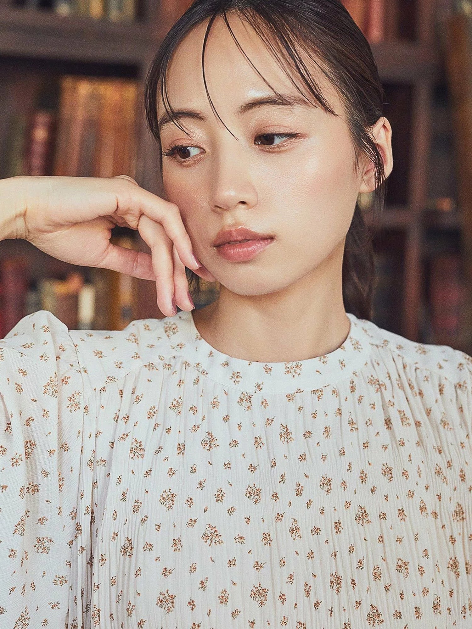 Majolica Pleated Short Sleeve Blouse