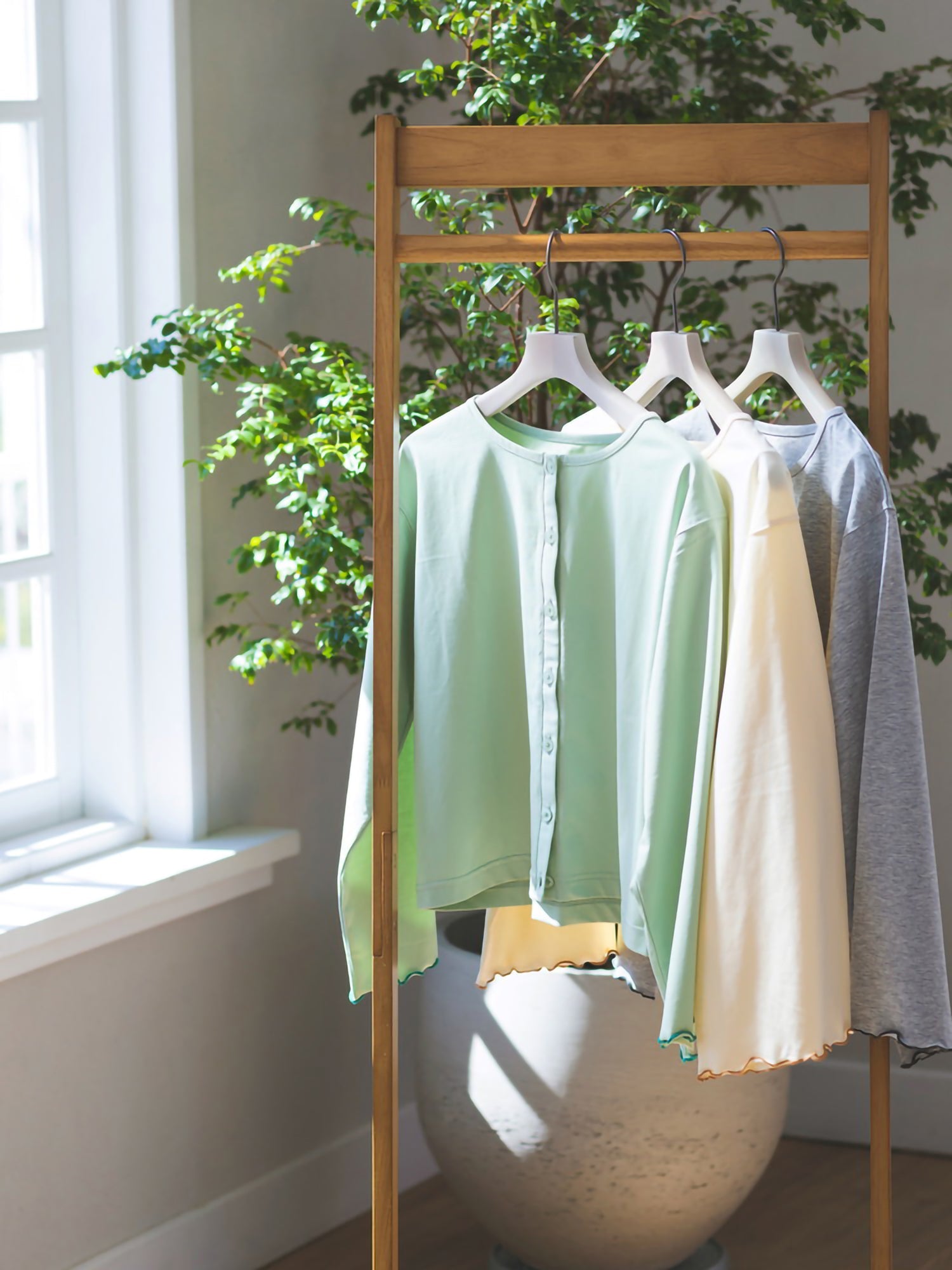 Minakaze (Cool To Touch/Uv Protection) Sleeve Mellow Short Length Cardigan