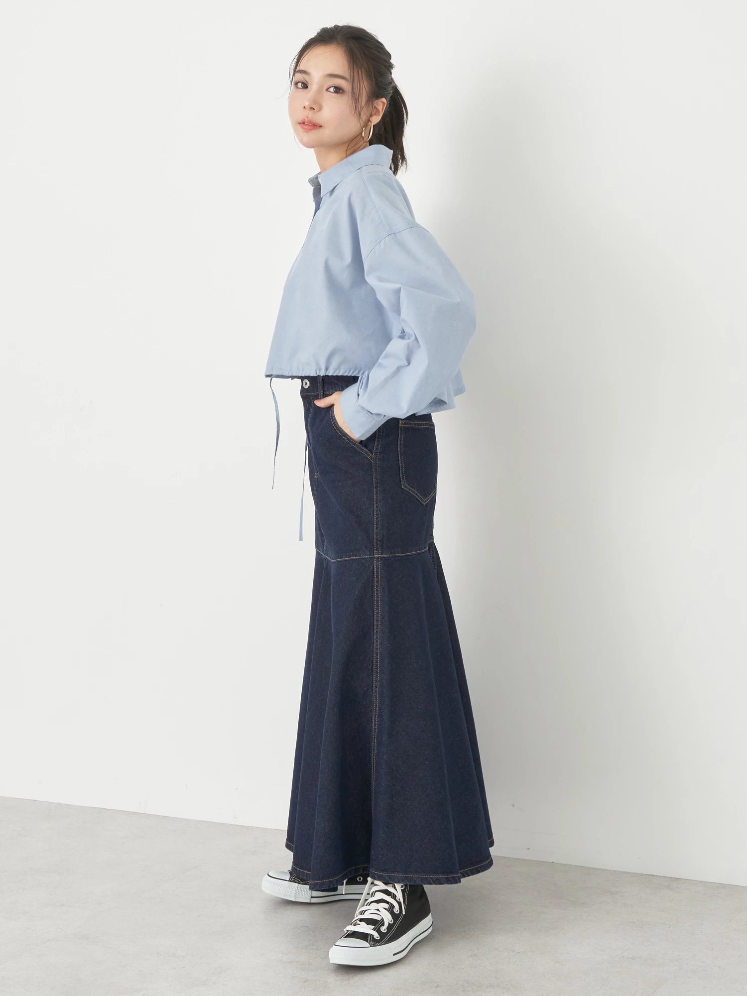 Minamoto Drawstring Crop Shirt