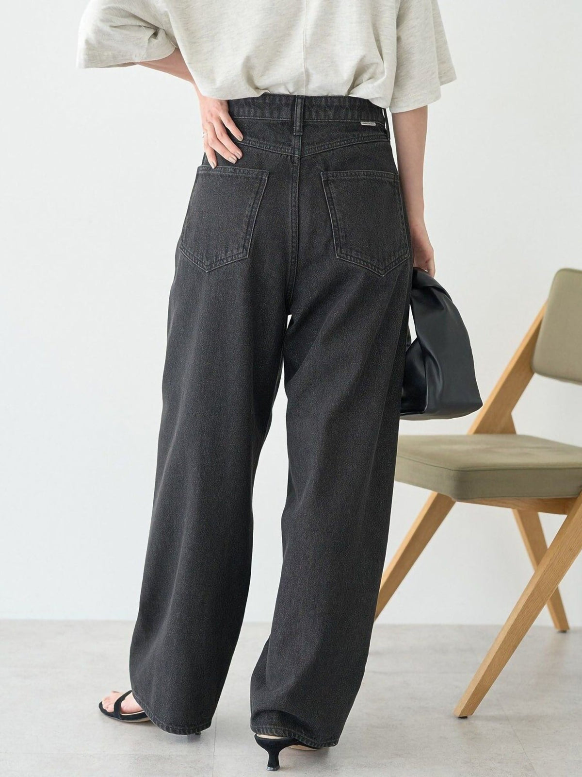 Miu Curved Denim